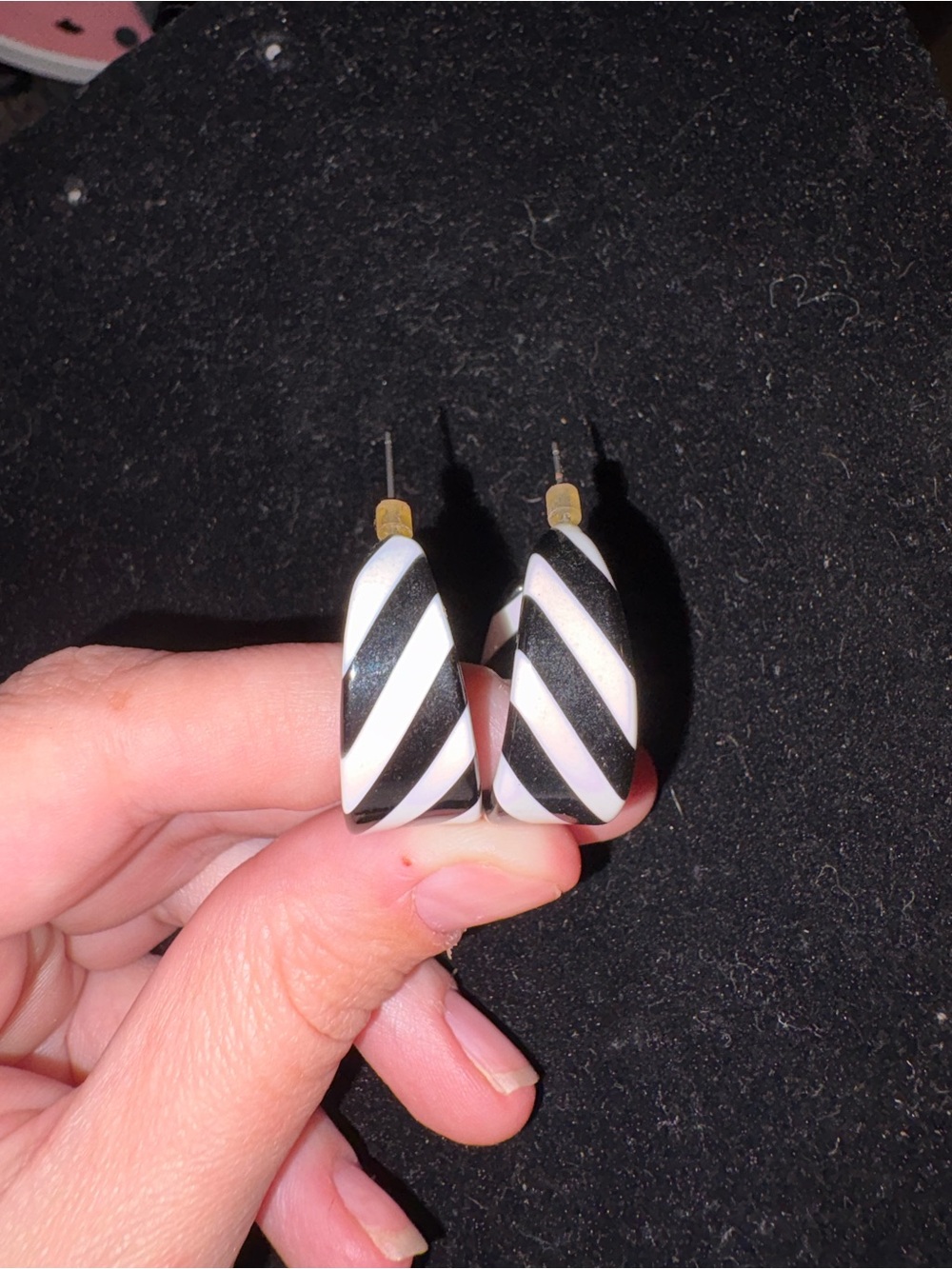 Black and White Diagonal Stripe Hoop Earrings - Women Jewelry